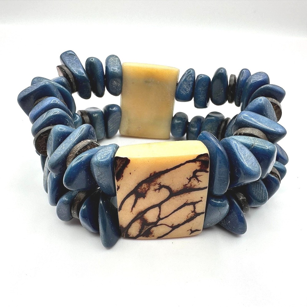 Vintage 90s Cream Floral Wooden Boho Blue Stone Stretch Bracelet Chunky Jewelry